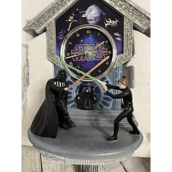 STAR WARS Sith Vs. Jedi Wall Clock With Light-Up Lightsabers - Picture 2 of 14